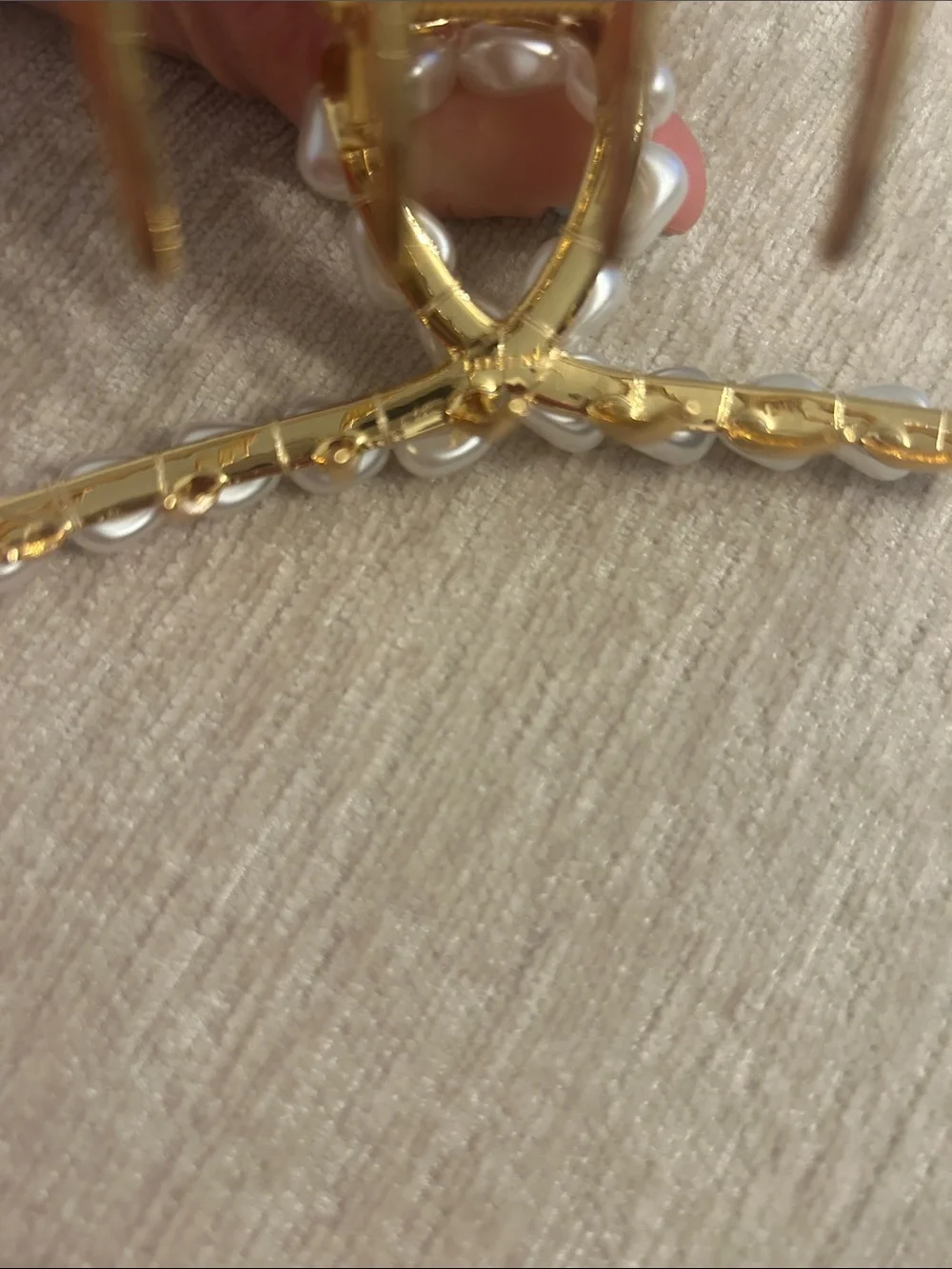 Lelet NY Aria Pearl Claw Clip
